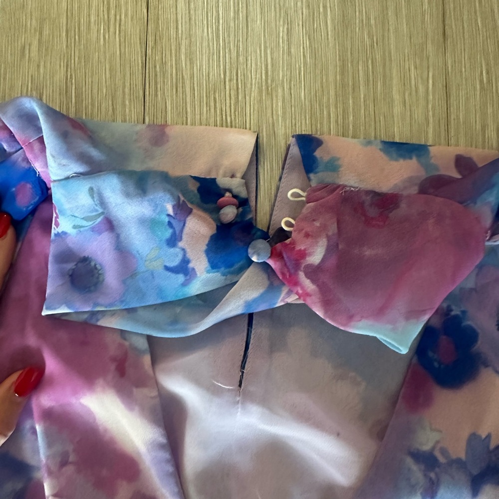 Floral Zara Blouse - Picture 3 of 5